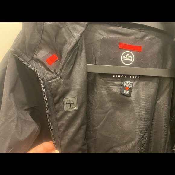 NWT Stormtech waterproof jacket. - Picture 3 of 10